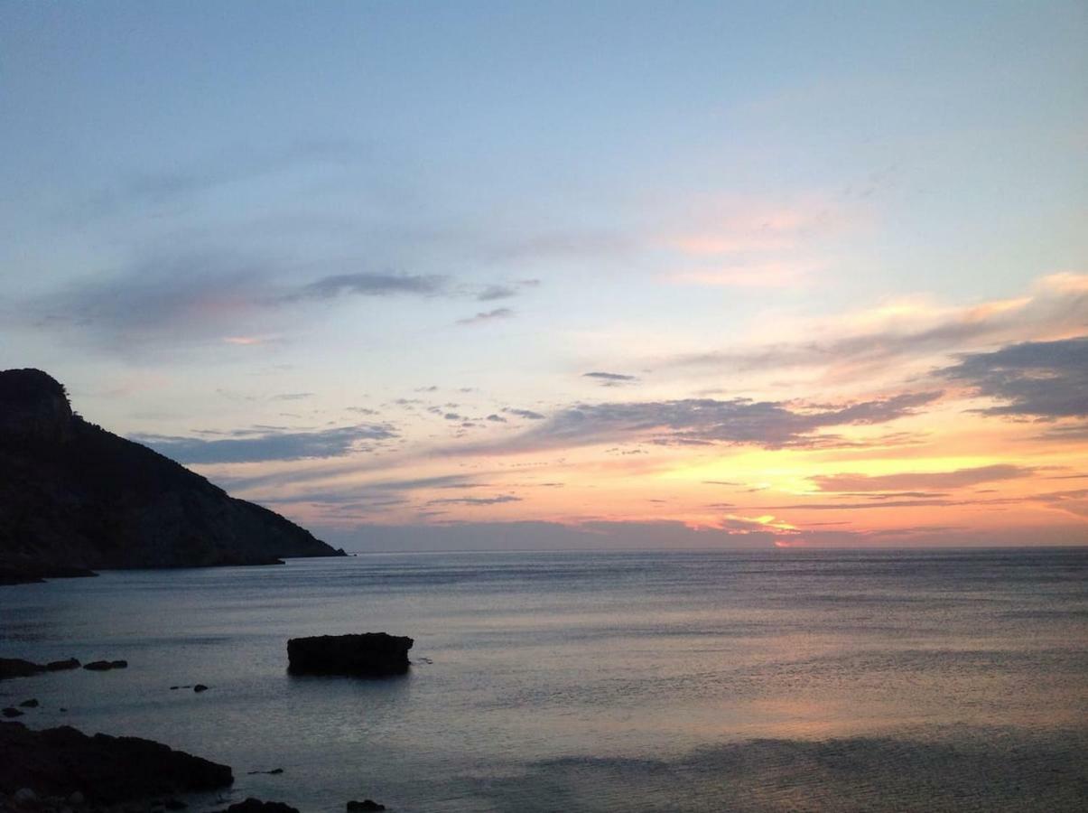 Home In Tramuntana Port des Canonge Екстериор снимка