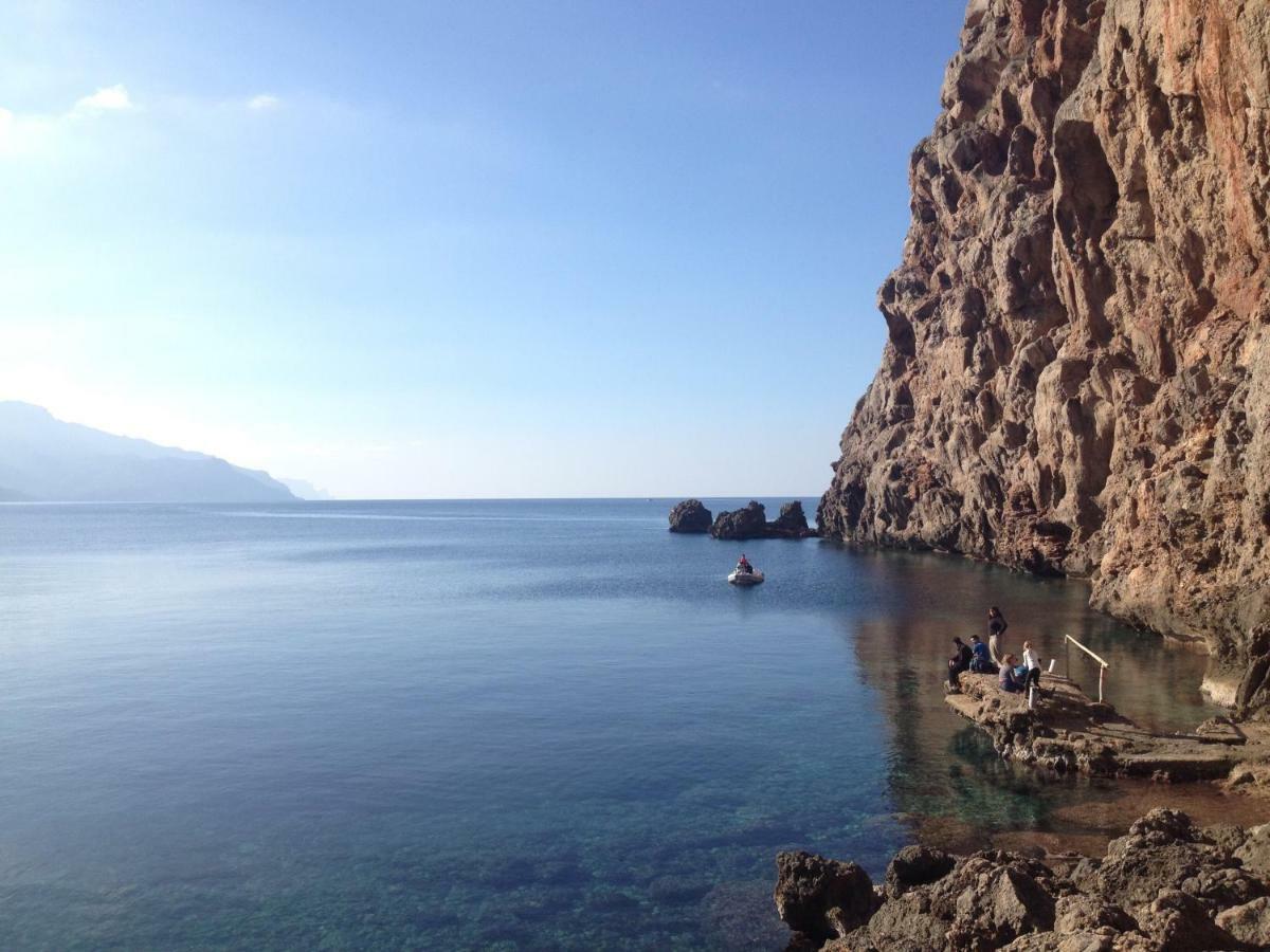 Home In Tramuntana Port des Canonge Екстериор снимка